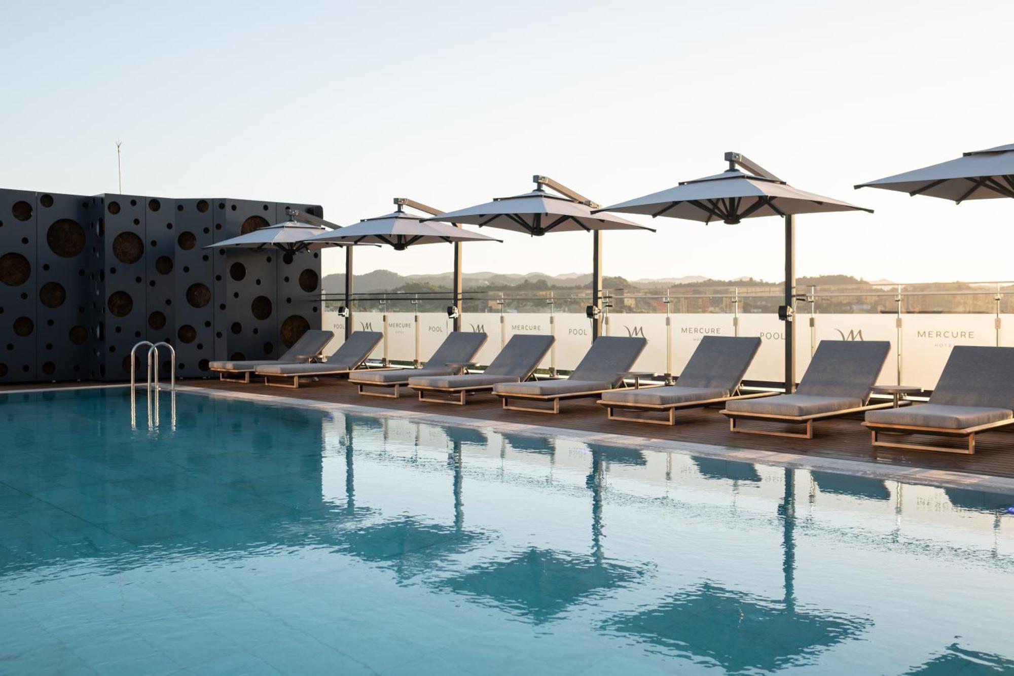 Mercure Tirana Exteriör bild