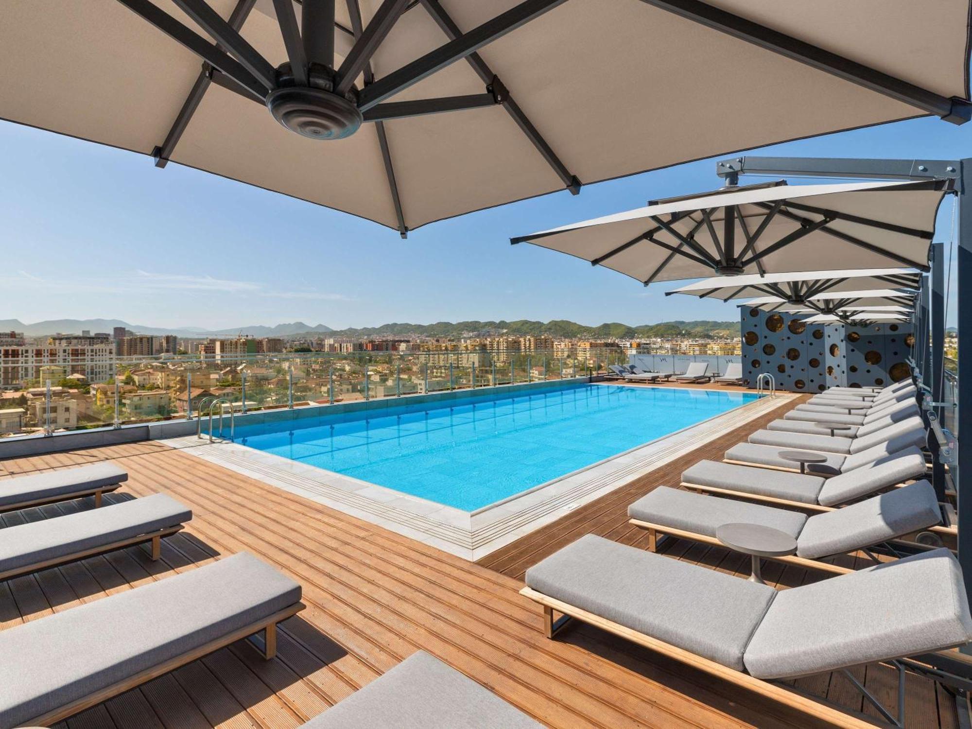 Mercure Tirana Exteriör bild