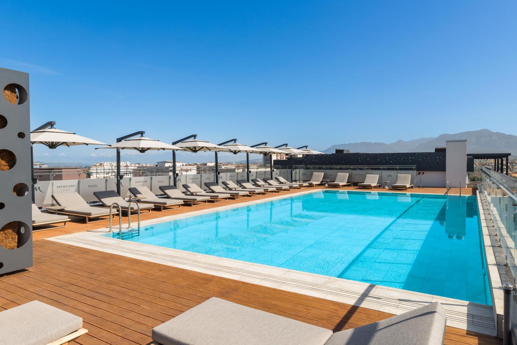Mercure Tirana Exteriör bild
